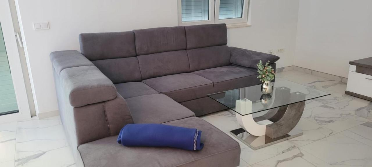Apartments San Ловиште Экстерьер фото
